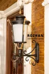 چراغ دیواری شب تاب مدل روژان + شاخه باتیس سربالا چراغ دیواری شب تاب مدل روژان + شاخه باتیس سربالا